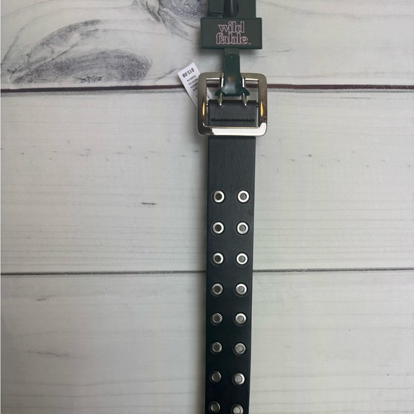 Wild Fable Double Laser Cut Adjustable Grommet Belt - Picture 4 of 5